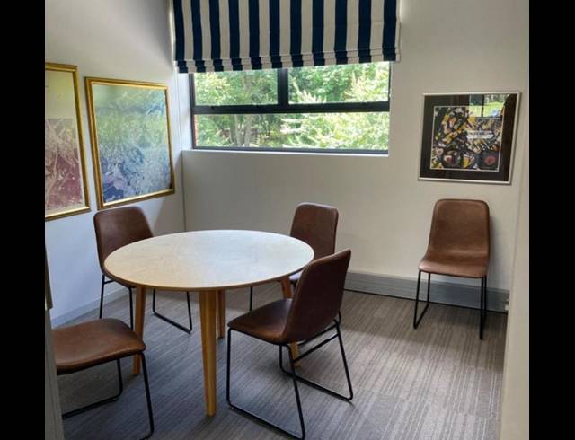 OFFICE PROPERTY TO RENT IN HILTON CENTRAL